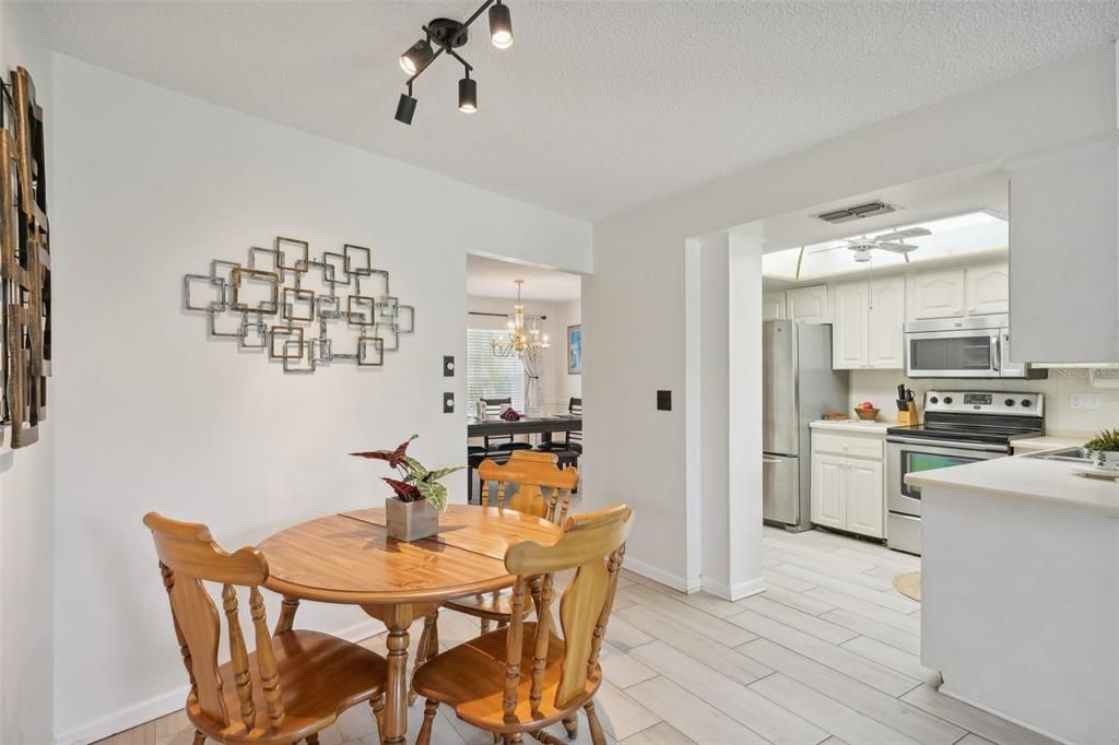 For Sale: $440,000 (2 beds, 2 baths, 1879 Square Feet)