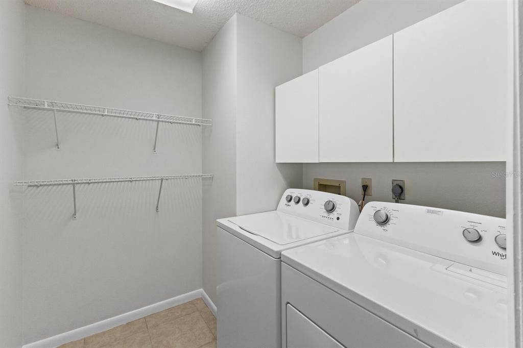 For Sale: $399,000 (2 beds, 2 baths, 1308 Square Feet)