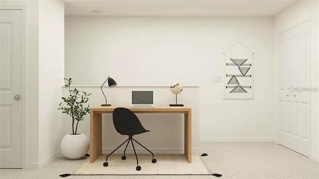 A versatile loft is located onthe second level, able tooperate as a casual mediaspace to work on assignmentsand study. This picture showsthe room layout and is not ofthe current address.