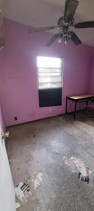 For Sale: $150,000 (3 beds, 1 baths, 1108 Square Feet)