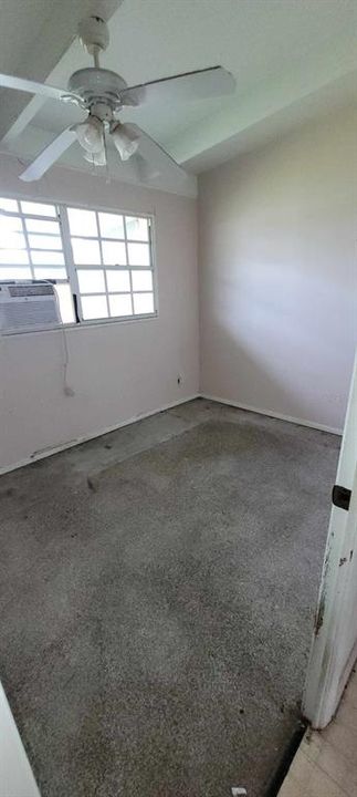 For Sale: $150,000 (3 beds, 1 baths, 1108 Square Feet)