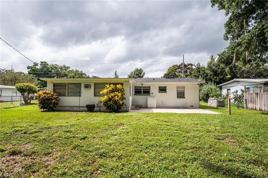 For Sale: $451,000 (3 beds, 1 baths, 1424 Square Feet)