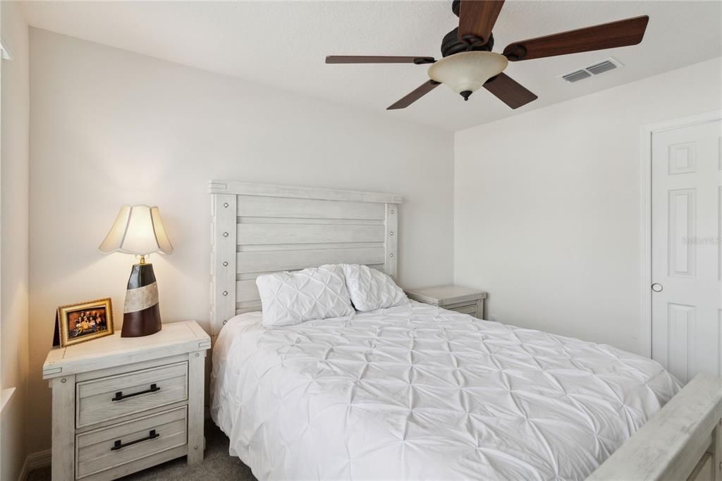 For Sale: $380,000 (3 beds, 2 baths, 1602 Square Feet)