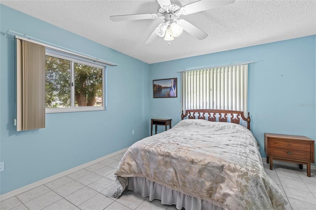 For Sale: $224,000 (2 beds, 2 baths, 1118 Square Feet)