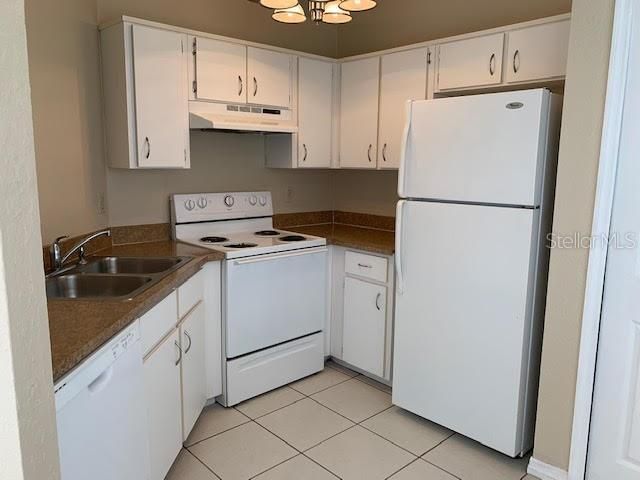 For Rent: $1,500 (3 beds, 2 baths, 1066 Square Feet)