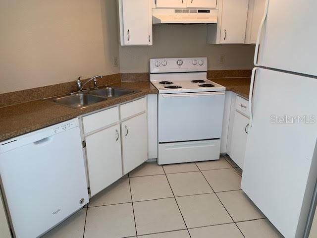 For Rent: $1,500 (3 beds, 2 baths, 1066 Square Feet)