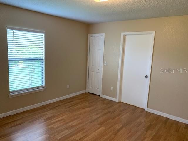 For Rent: $1,500 (3 beds, 2 baths, 1066 Square Feet)