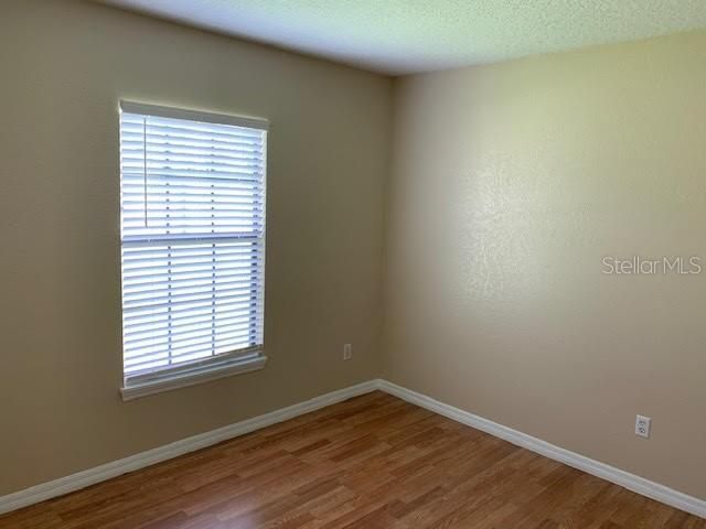 For Rent: $1,500 (3 beds, 2 baths, 1066 Square Feet)