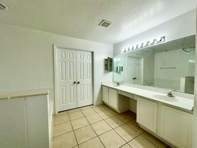 For Rent: $2,195 (3 beds, 2 baths, 2244 Square Feet)