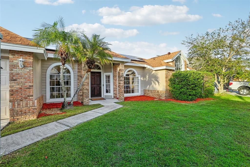 For Sale: $540,000 (4 beds, 2 baths, 2052 Square Feet)