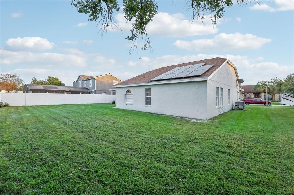 For Sale: $540,000 (4 beds, 2 baths, 2052 Square Feet)