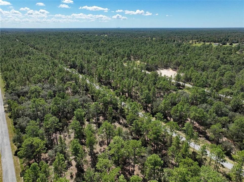 На продажу: $9,900 (0.26 acres)