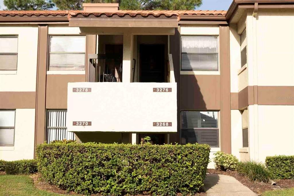 For Sale: $239,900 (2 beds, 2 baths, 934 Square Feet)