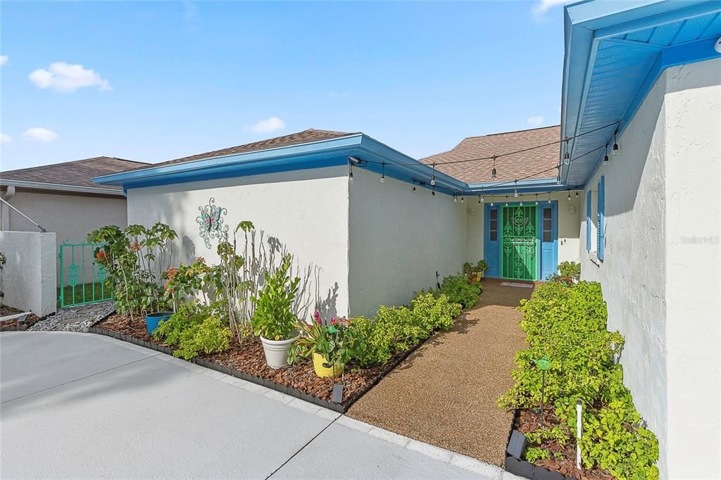 For Sale: $475,000 (3 beds, 3 baths, 2928 Square Feet)