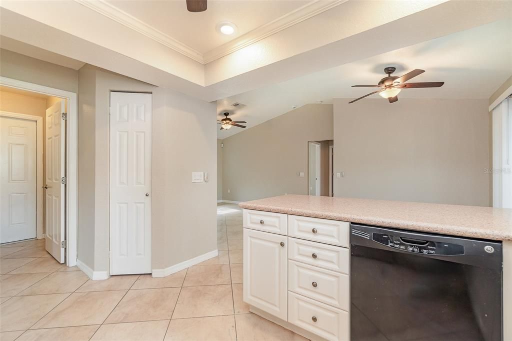 For Sale: $339,900 (3 beds, 2 baths, 1444 Square Feet)