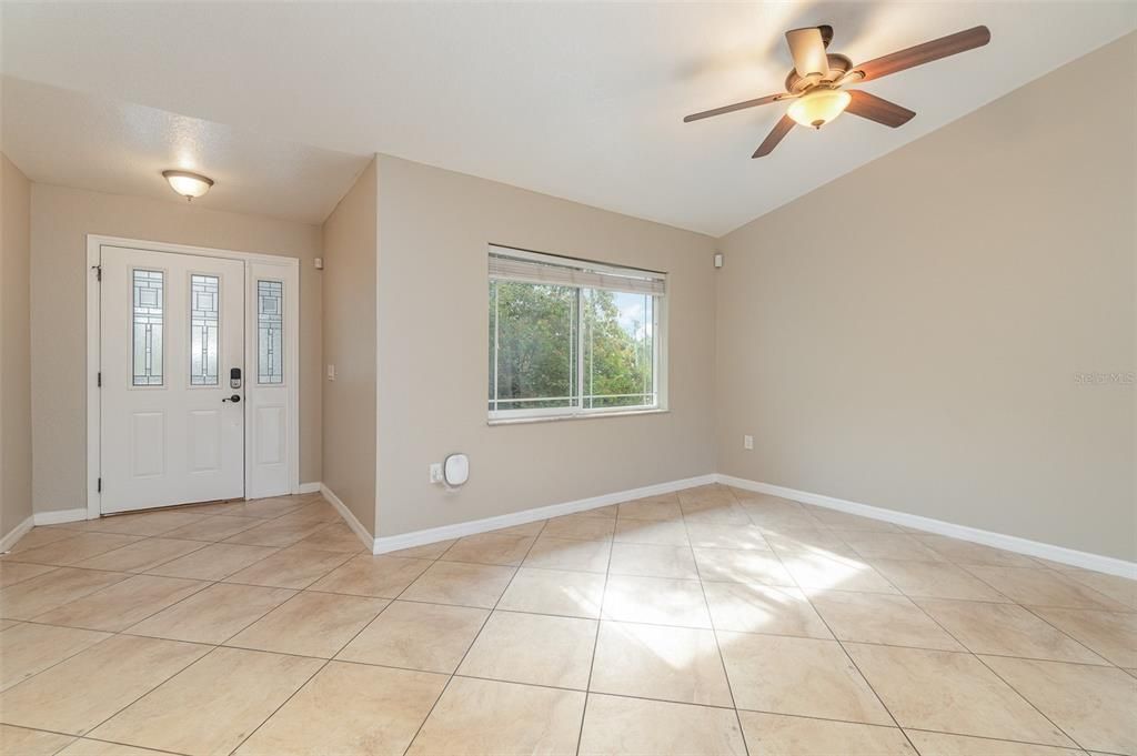 For Sale: $339,900 (3 beds, 2 baths, 1444 Square Feet)