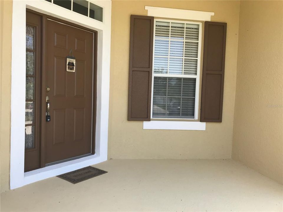 For Rent: $2,100 (3 beds, 2 baths, 1597 Square Feet)