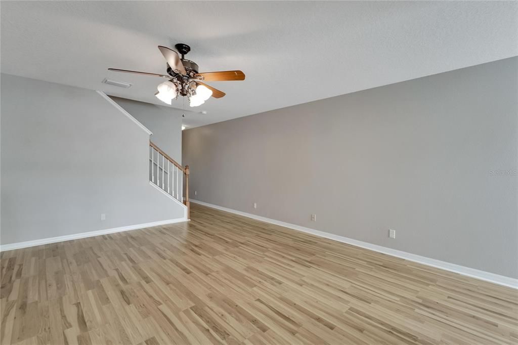 For Sale: $239,000 (2 beds, 2 baths, 1560 Square Feet)