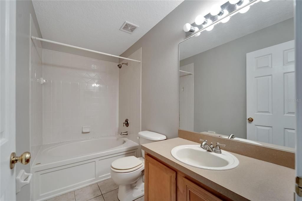 For Sale: $239,000 (2 beds, 2 baths, 1560 Square Feet)