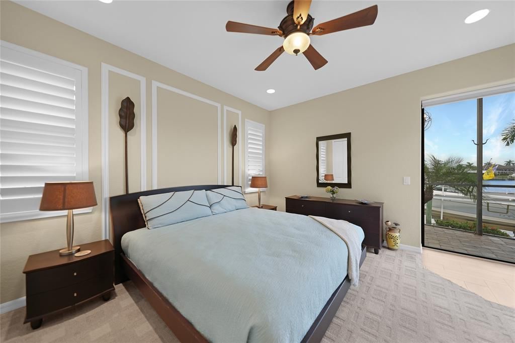 Main Guest Bedroom with access to Lanai