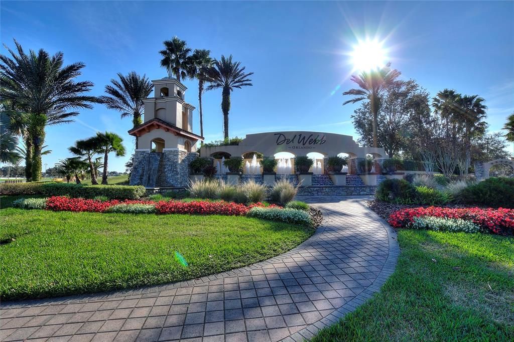 Del Webb Orlando entrance at corner of Ridgewood Lakes Blvd and Del Webb Blvd