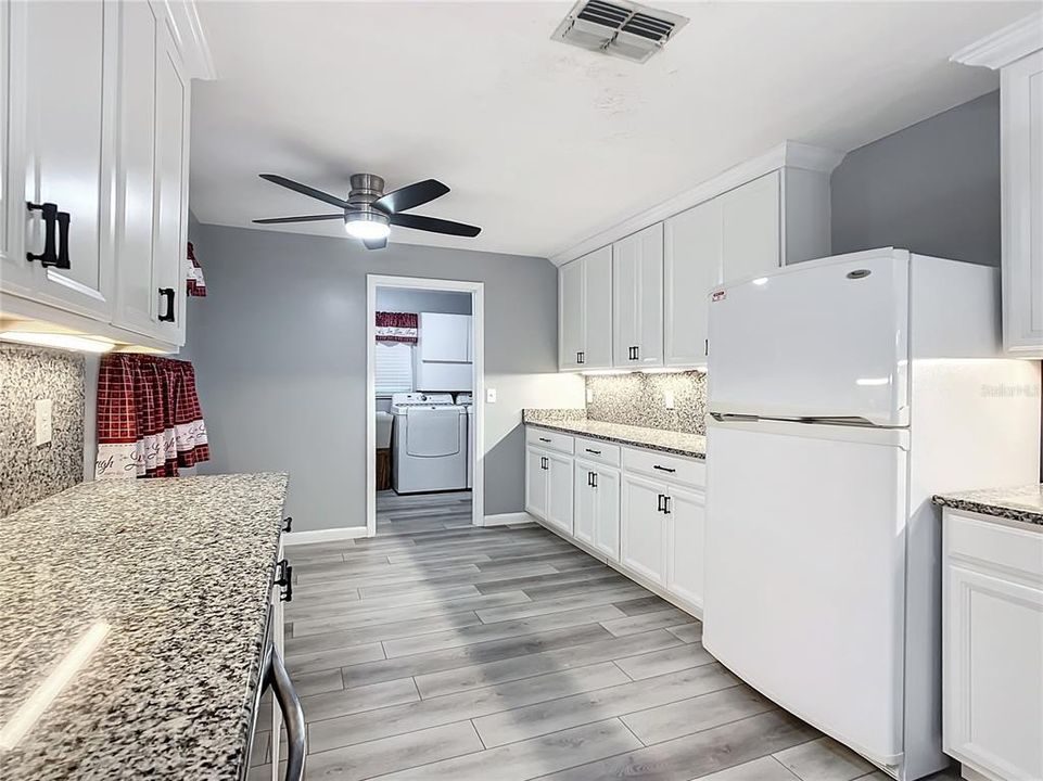 For Sale: $234,900 (2 beds, 2 baths, 1604 Square Feet)