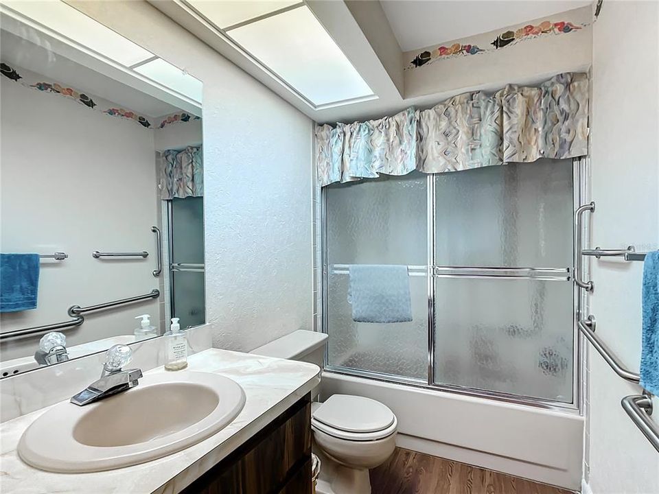 For Sale: $234,900 (2 beds, 2 baths, 1604 Square Feet)