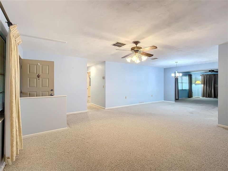 For Sale: $234,900 (2 beds, 2 baths, 1604 Square Feet)