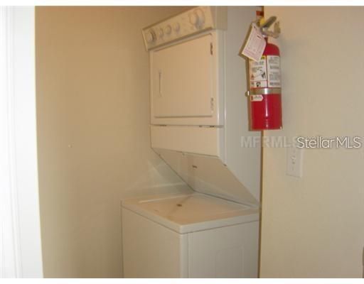 For Sale: $167,900 (1 beds, 1 baths, 854 Square Feet)