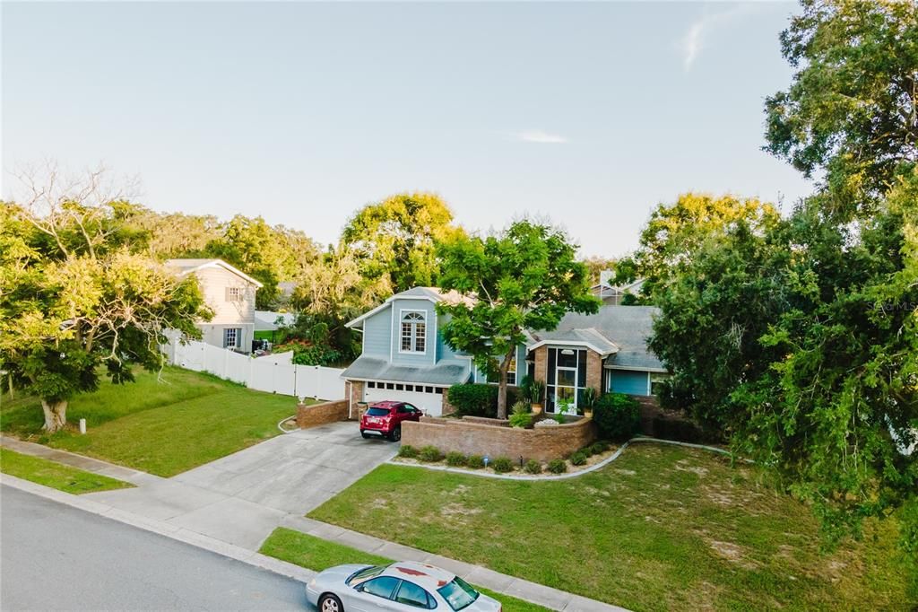 For Sale: $415,000 (3 beds, 2 baths, 1976 Square Feet)