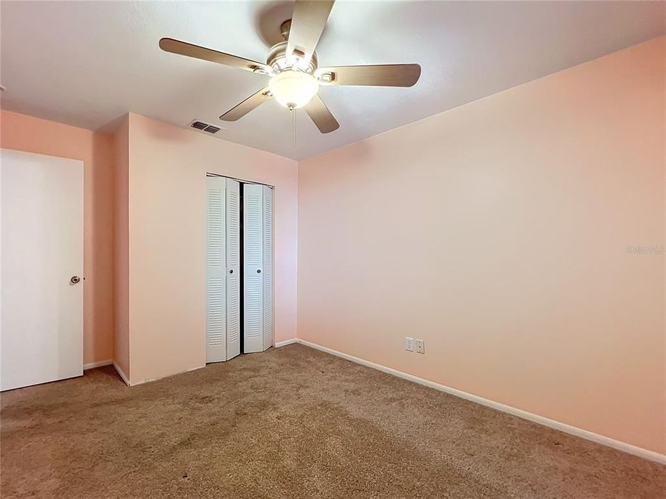 For Sale: $195,000 (3 beds, 2 baths, 1073 Square Feet)