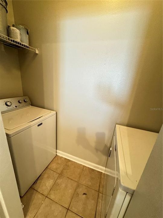 For Rent: $1,550 (1 beds, 1 baths, 867 Square Feet)