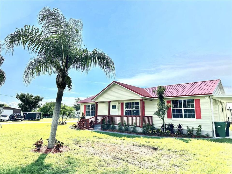 For Sale: $272,000 (3 beds, 2 baths, 1200 Square Feet)