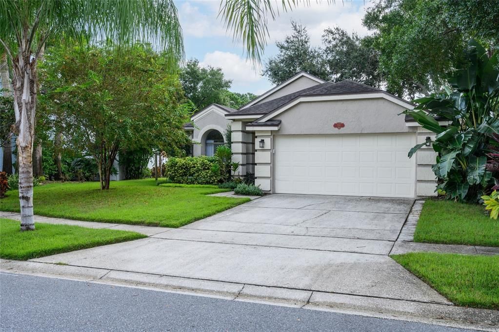 For Sale: $410,000 (3 beds, 2 baths, 1556 Square Feet)