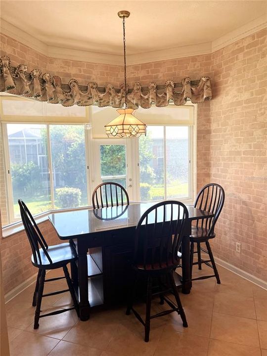 EAT IN KITCHEN NOOK WITH BAY PICTURE WINDOW