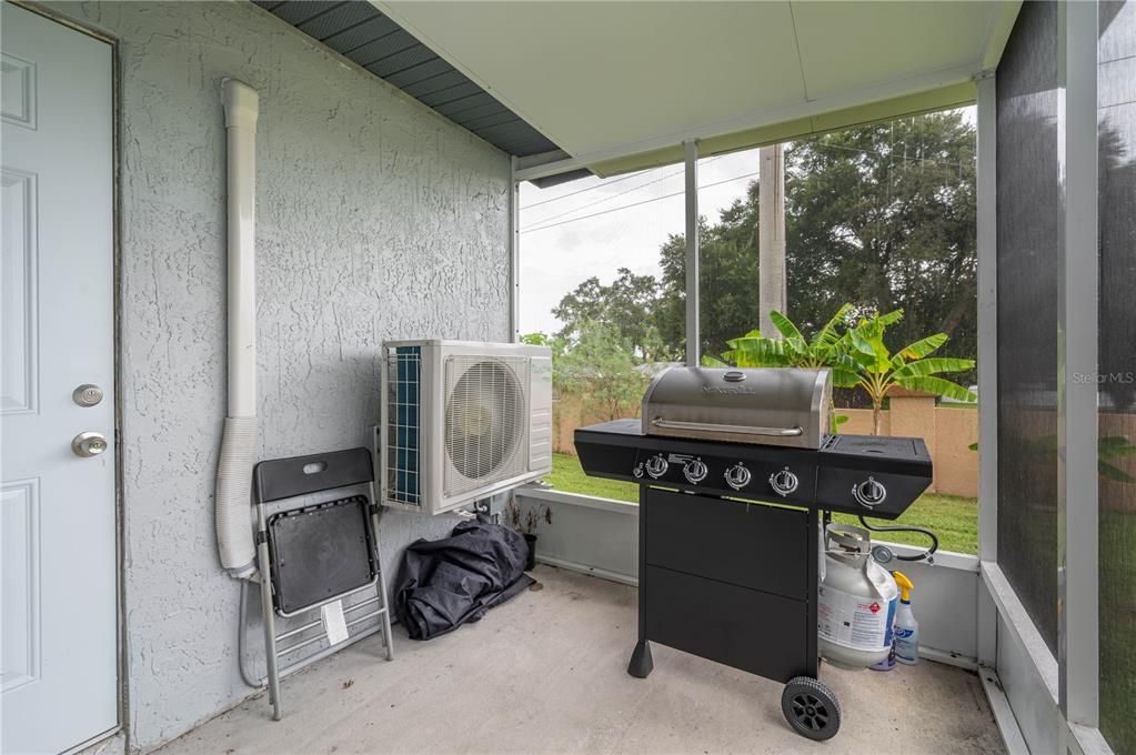 For Sale: $321,900 (3 beds, 2 baths, 1640 Square Feet)