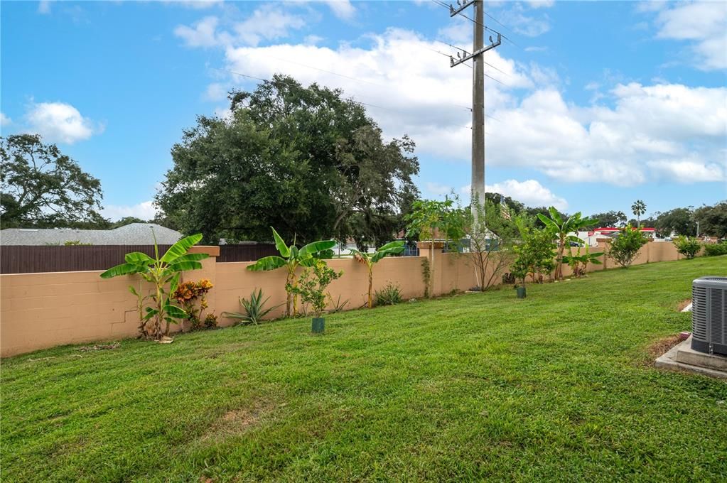 For Sale: $321,900 (3 beds, 2 baths, 1640 Square Feet)