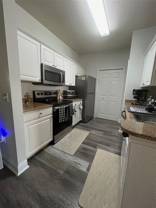 For Rent: $2,200 (2 beds, 2 baths, 1264 Square Feet)