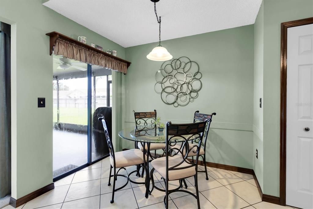 For Sale: $410,000 (4 beds, 2 baths, 1991 Square Feet)