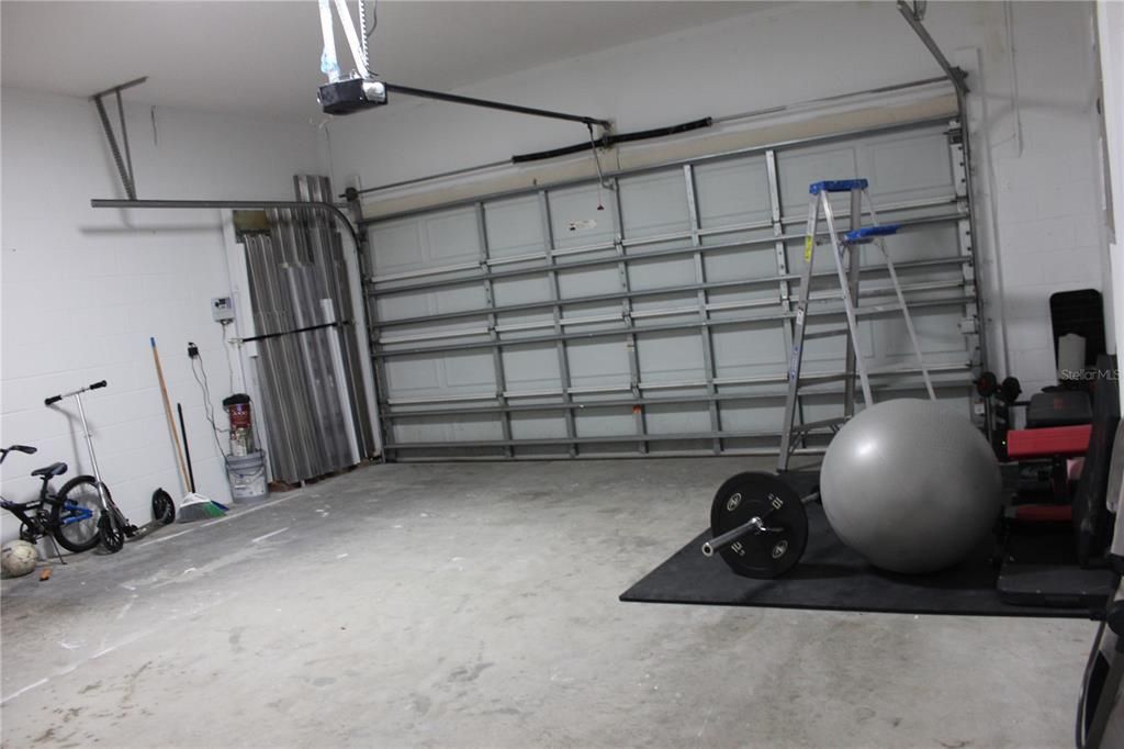 Car garage