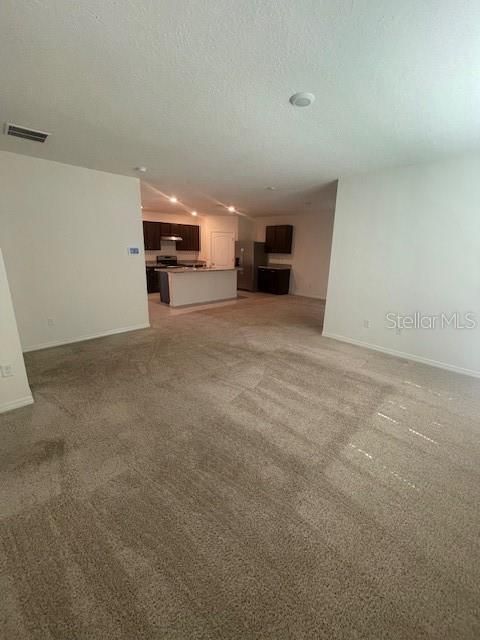 For Rent: $2,300 (4 beds, 2 baths, 1851 Square Feet)