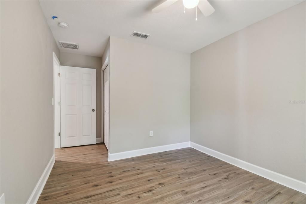 For Sale: $319,900 (3 beds, 2 baths, 1287 Square Feet)