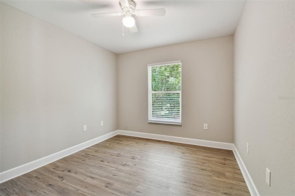 For Sale: $319,900 (3 beds, 2 baths, 1287 Square Feet)