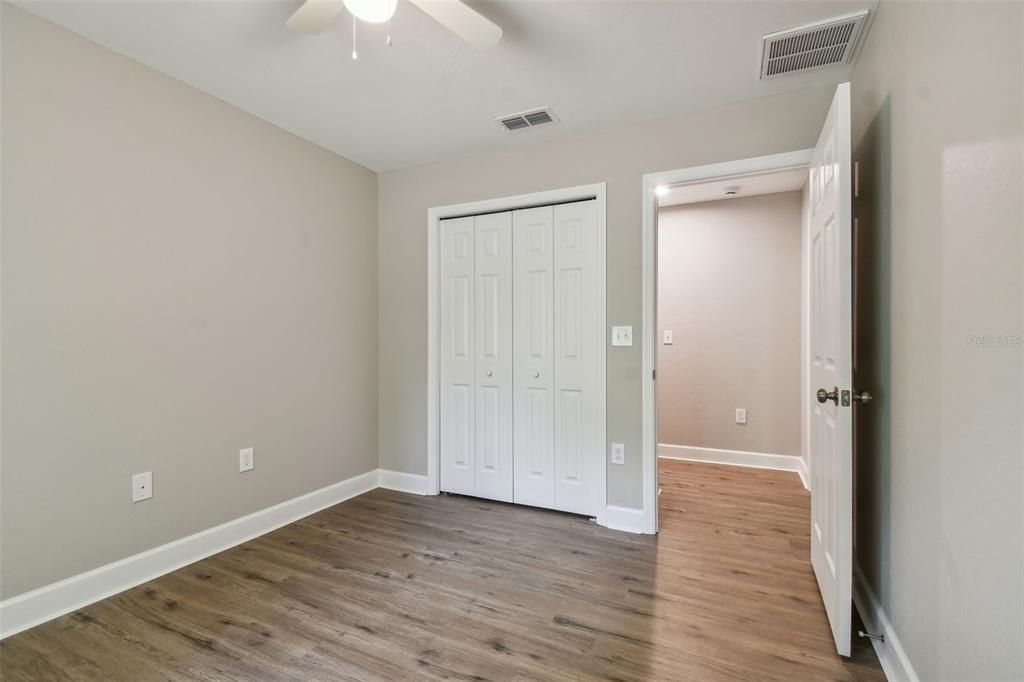 For Sale: $319,900 (3 beds, 2 baths, 1287 Square Feet)