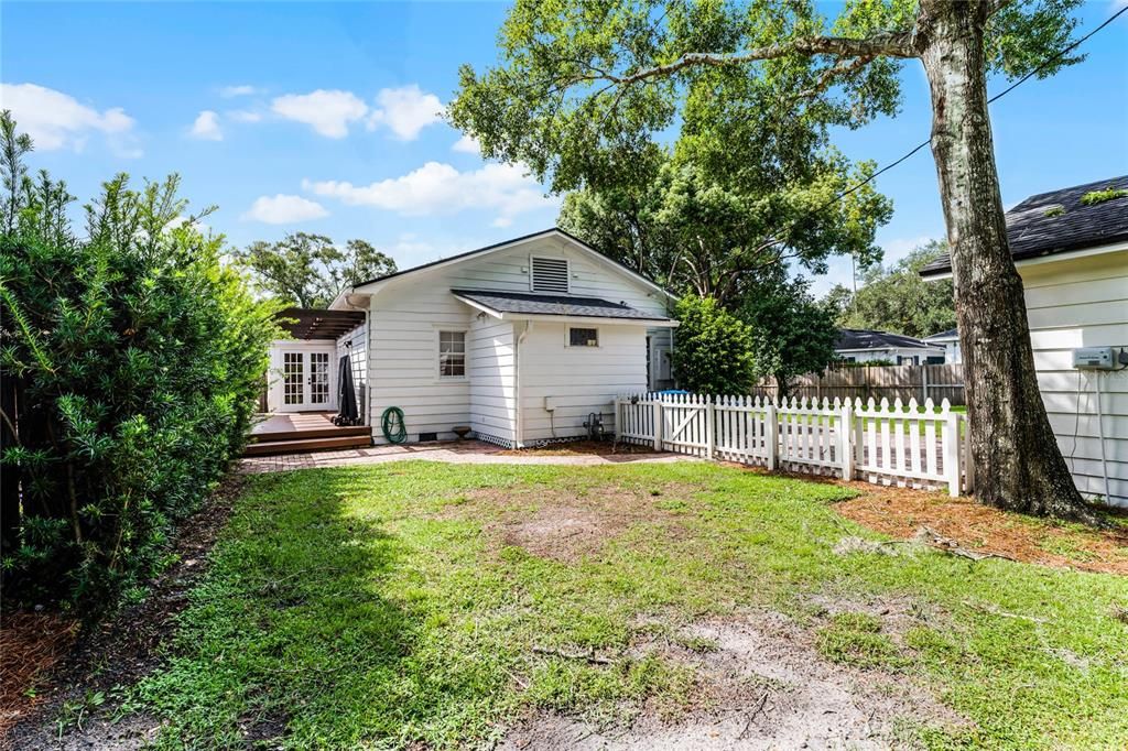 For Sale: $860,000 (2 beds, 2 baths, 1700 Square Feet)