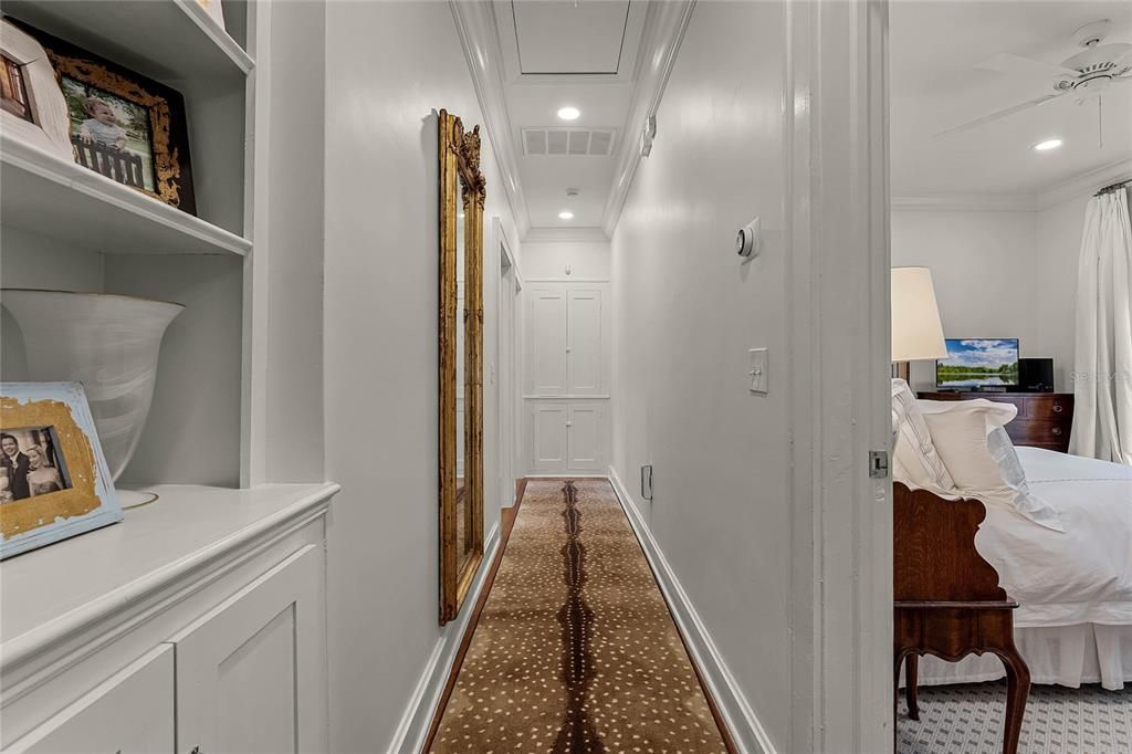 Hallway to bedrooms