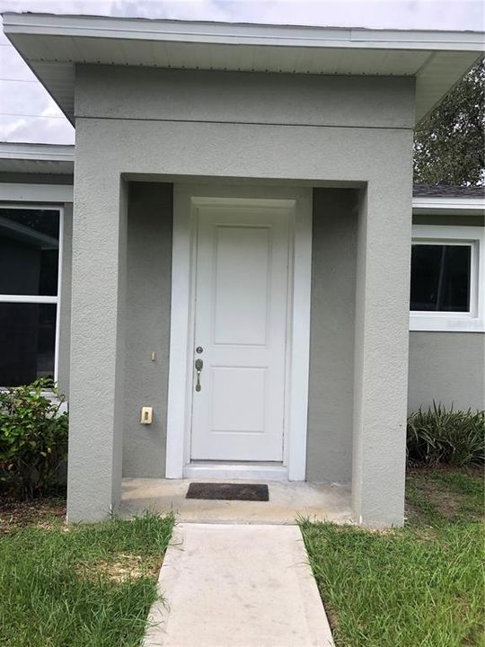 For Rent: $1,850 (4 beds, 2 baths, 1385 Square Feet)