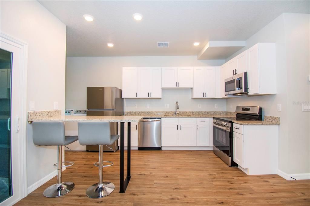 For Sale: $284,990 (3 beds, 2 baths, 1111 Square Feet)