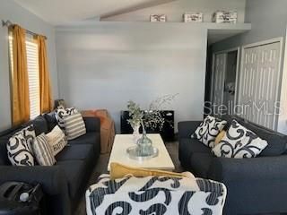 For Rent: $2,100 (3 beds, 2 baths, 1148 Square Feet)