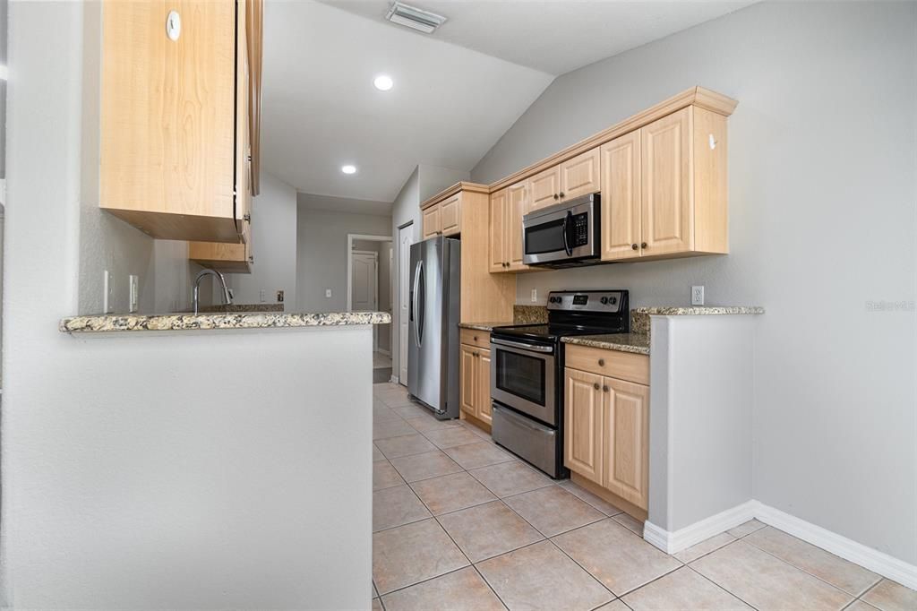 For Sale: $379,900 (3 beds, 2 baths, 1426 Square Feet)